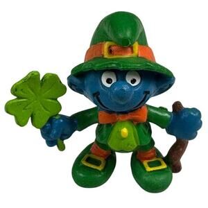 Vintage Schleich Smurf Leprechaun with Clover 1982 Peyo Figure Made in Portugal